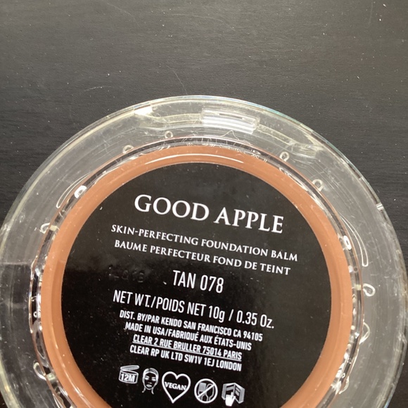 Assorted makeup - Picture 12 of 13